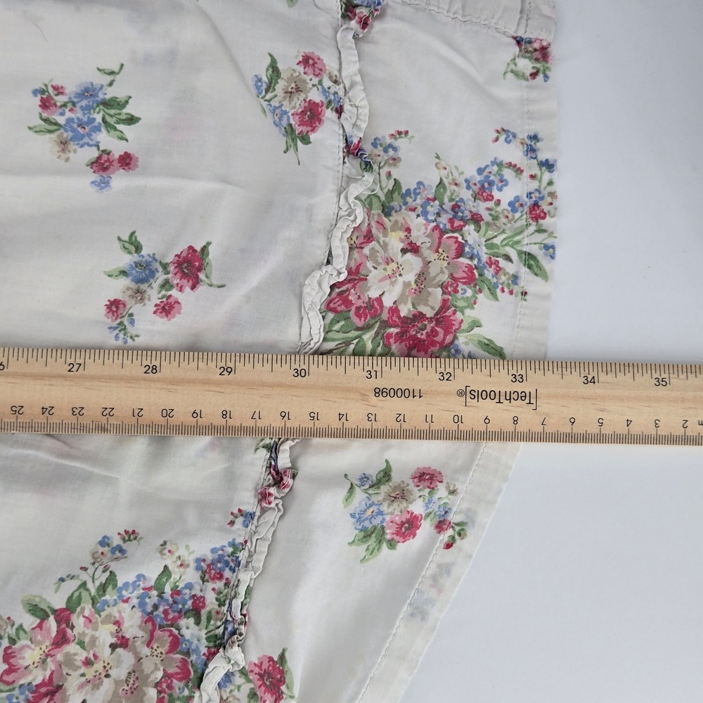 Laura Ashley Floral Nightgown Nap Sleep Dress White Pink Vintage 90s M Pintucks - Picture 9 of 9